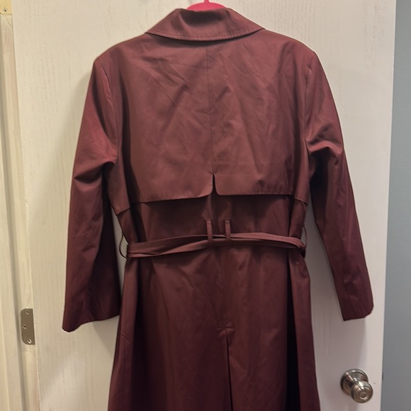 Cole Haan Signature Women’s Burgundy Belted Wrap Trench Coat. Size XL. - Picture 5 of 9